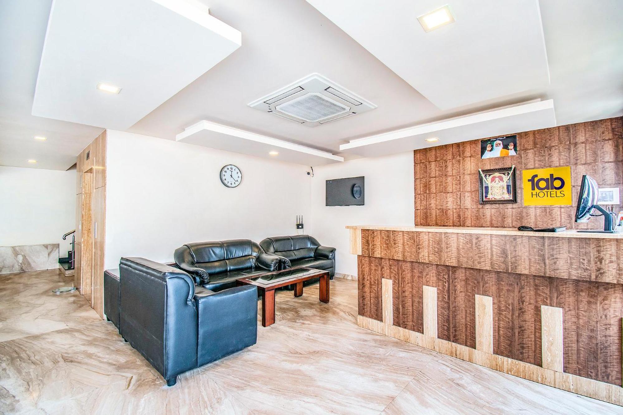 Fabhotel Prime Royal Castle Gandhipuram Coimbatore Exterior foto