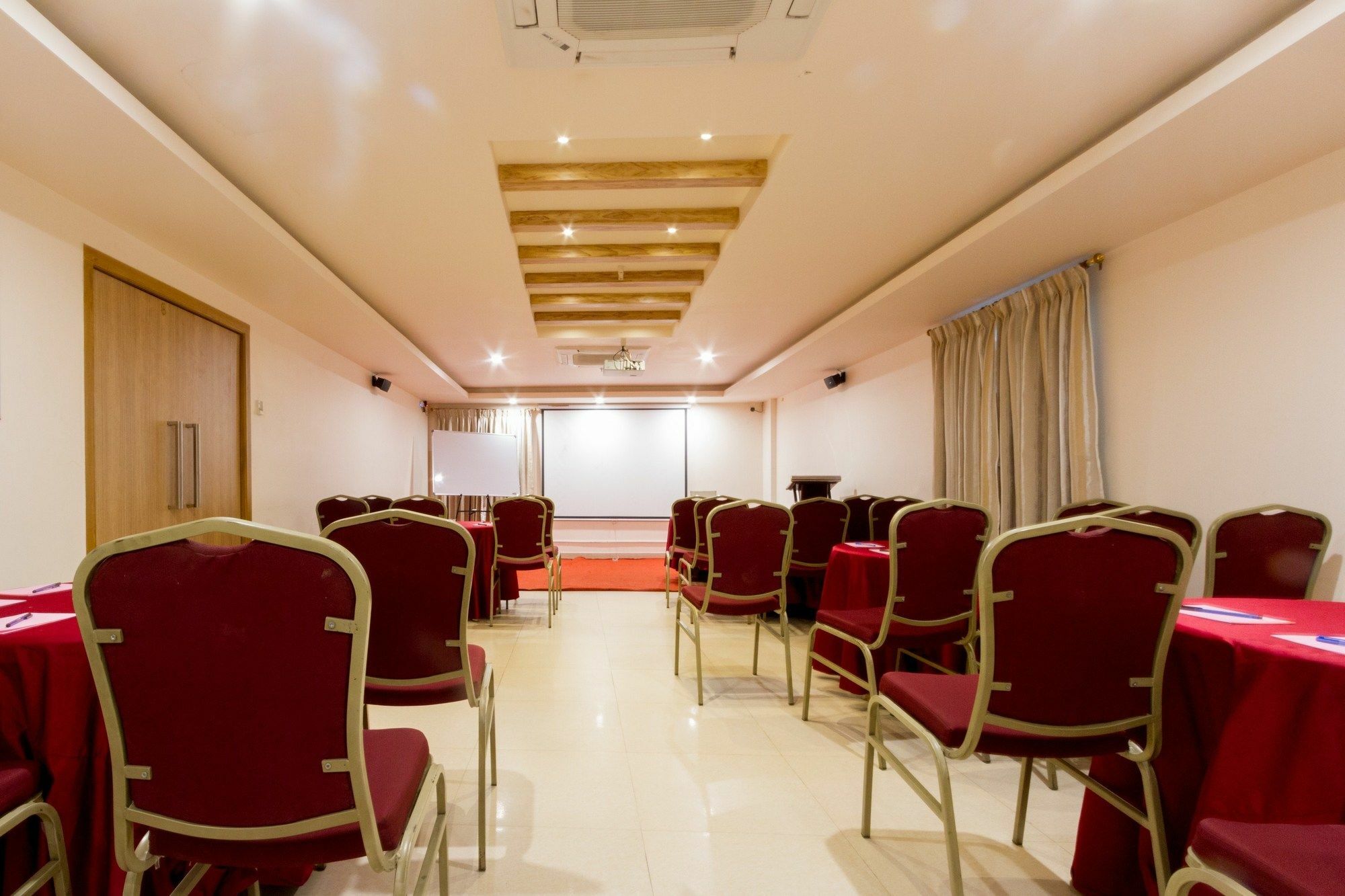 Fabhotel Prime Royal Castle Gandhipuram Coimbatore Exterior foto