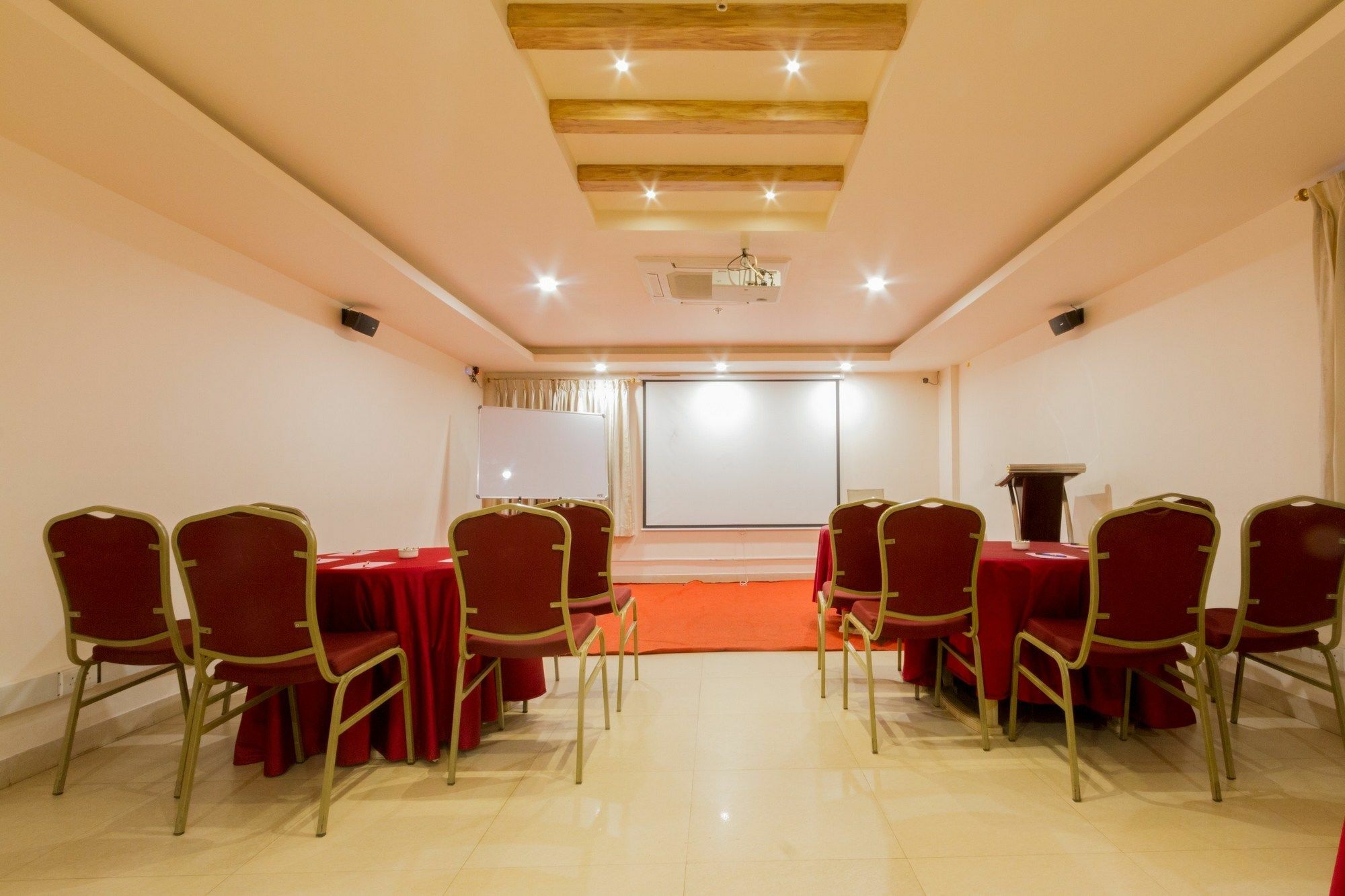 Fabhotel Prime Royal Castle Gandhipuram Coimbatore Exterior foto
