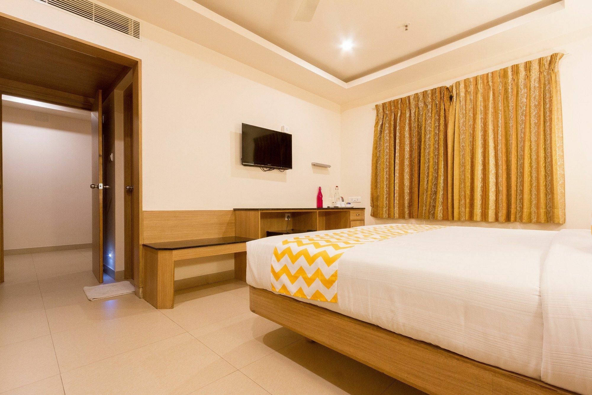 Fabhotel Prime Royal Castle Gandhipuram Coimbatore Exterior foto