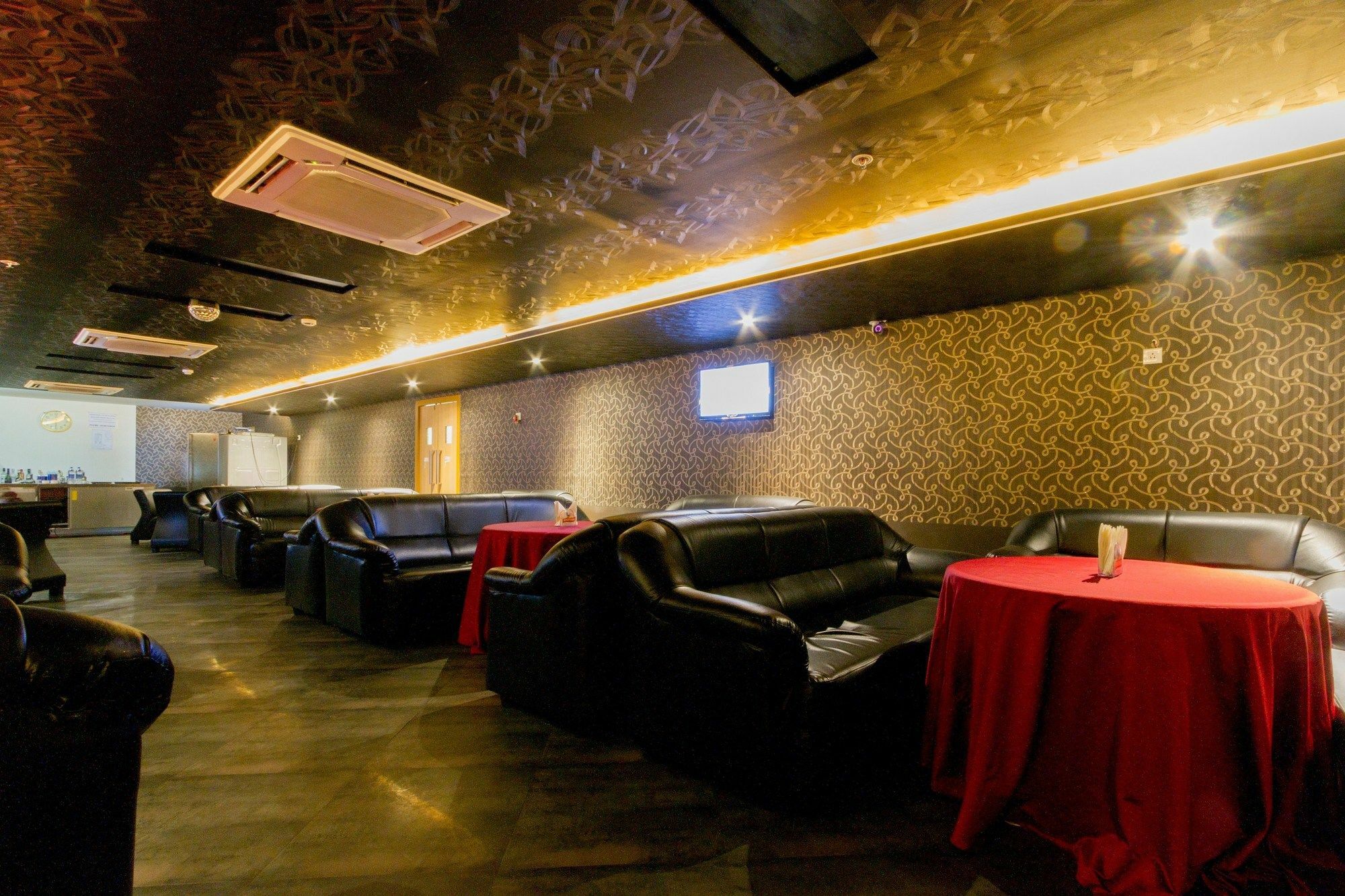Fabhotel Prime Royal Castle Gandhipuram Coimbatore Exterior foto